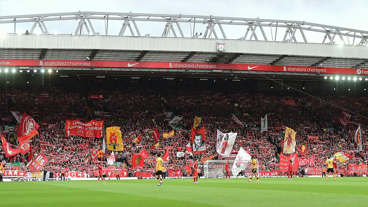 Tour by Rail with Liverpool Stadium