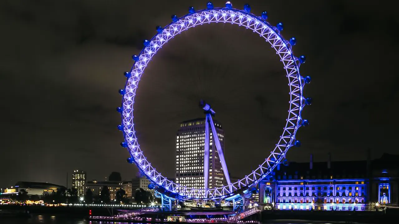 London Dinner Cruise on the River Thames