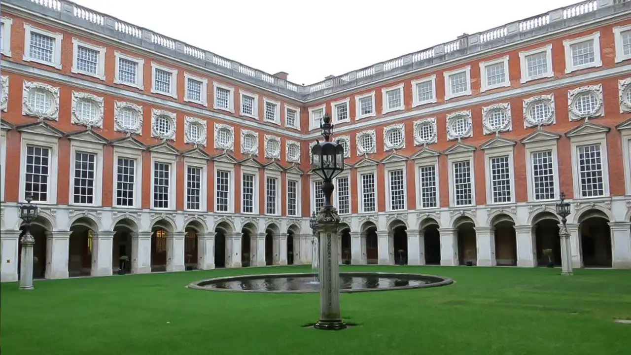 Windsor Castle & Hampton Court Palace