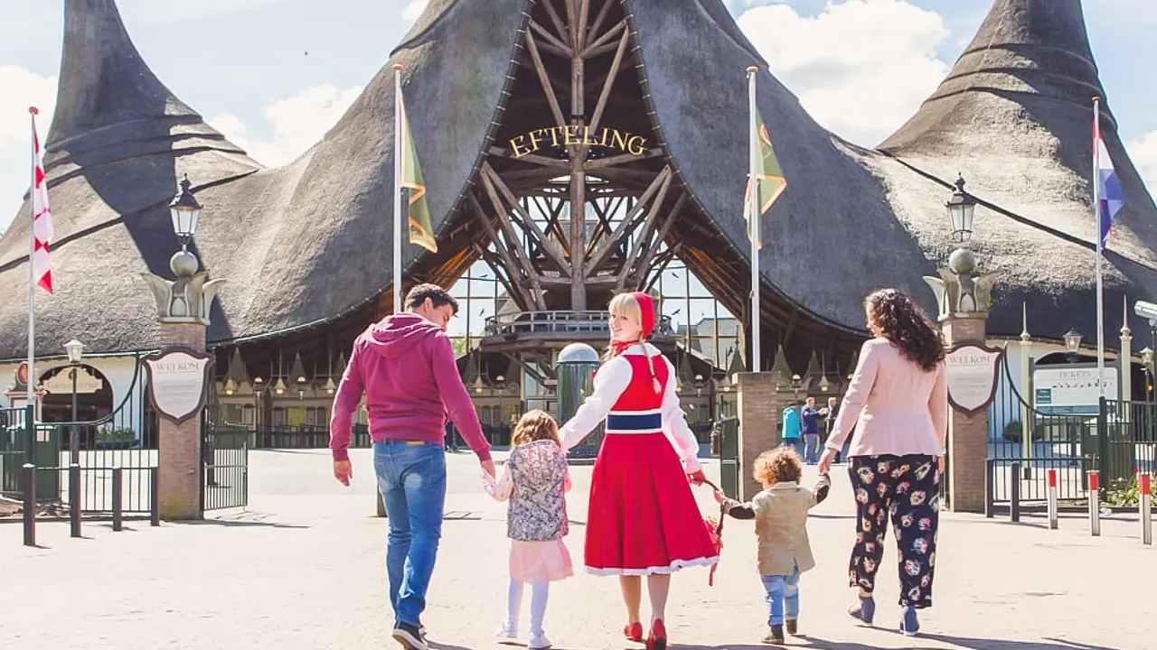 Efteling Park Roundtrip Transfer