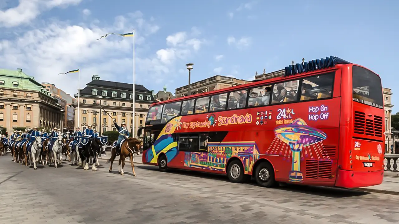 A bus tour to see the city