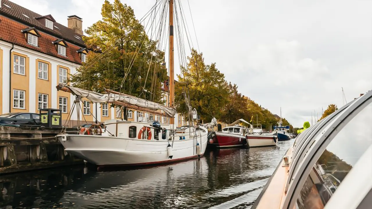 Canal Cruise from Nyhavn