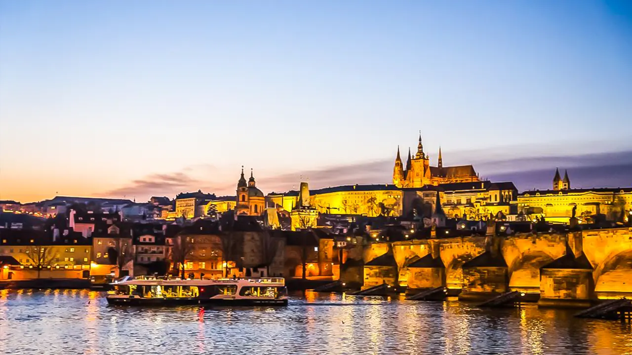 Prague 50-Minute Sightseeing Evening Cruise