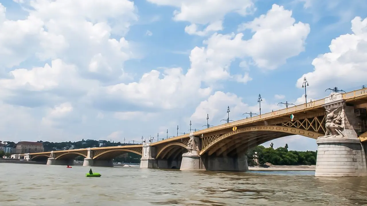 Floating Bus Tour by Land and Water