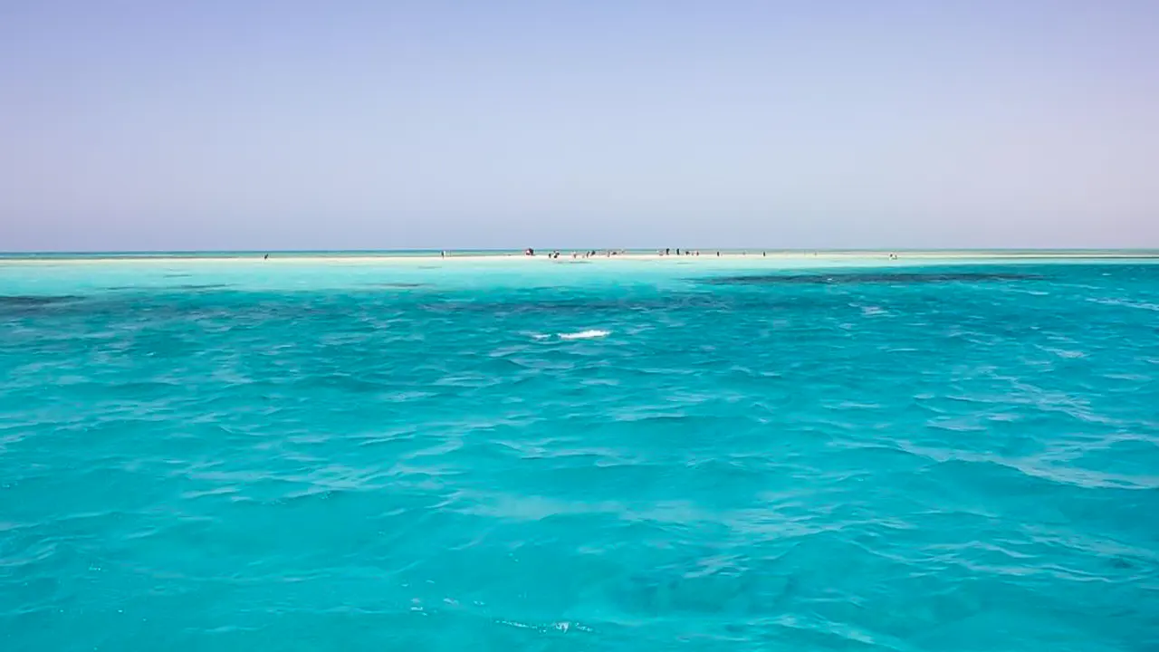 White Island and Ras Mohamed Sailing Trip