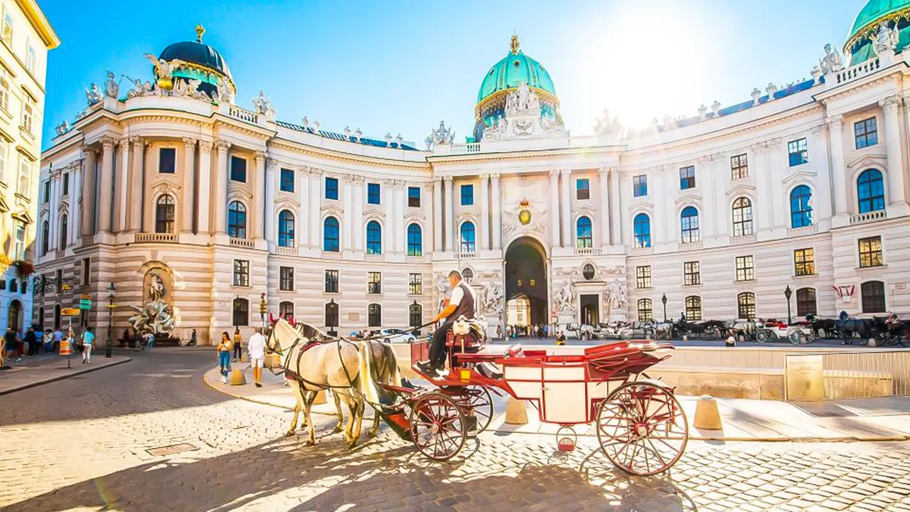 Sisi Museum, Hofburg and Gardens Tour