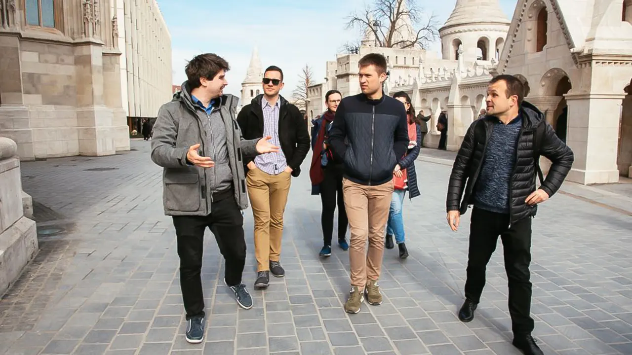 Walking tour of the Buda Castle area