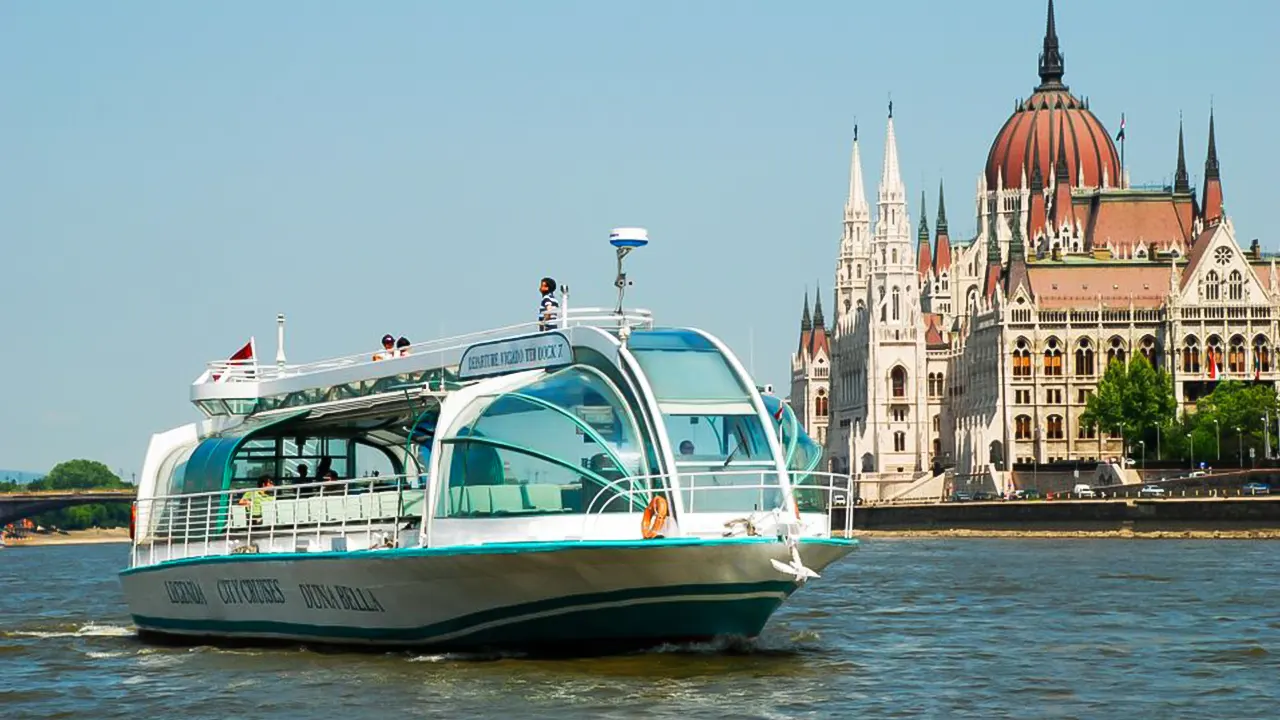 Daytime Sightseeing Boat Cruise