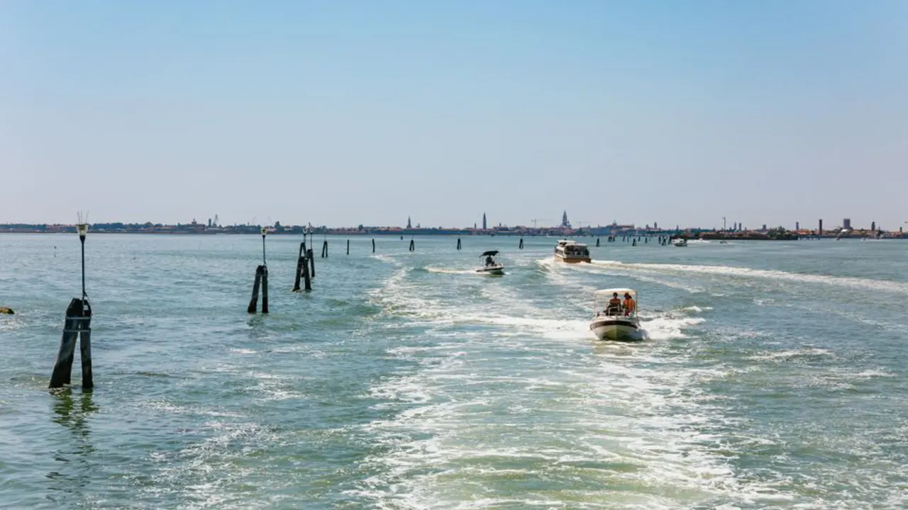 Burano, Torcello and Murano by boat with glass making