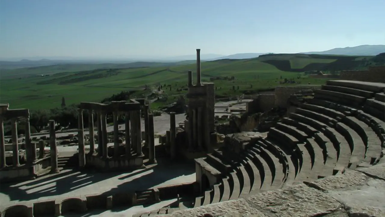 Archaeological Tour + Lunch