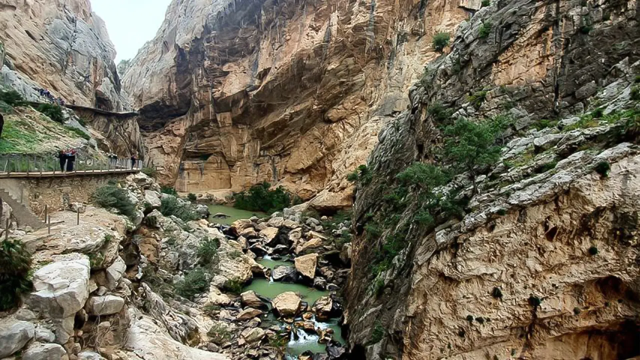 Caminito del Rey Guided Tour with Bus